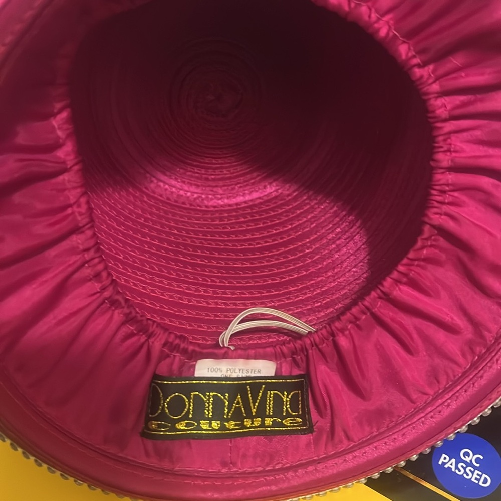❤️#10DONNA VINCI COUTURE CHURCH LADY BEAUTIFUL HAT! FUSHIA/ GOLD RHINESTONES! - Picture 4 of 7